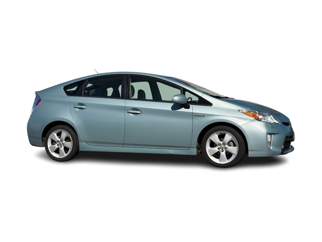 Thumbnail: 2015 Toyota Prius - 13