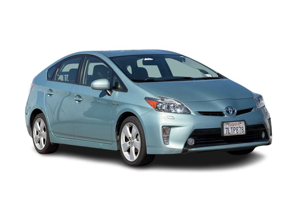Thumbnail: 2015 Toyota Prius - 14