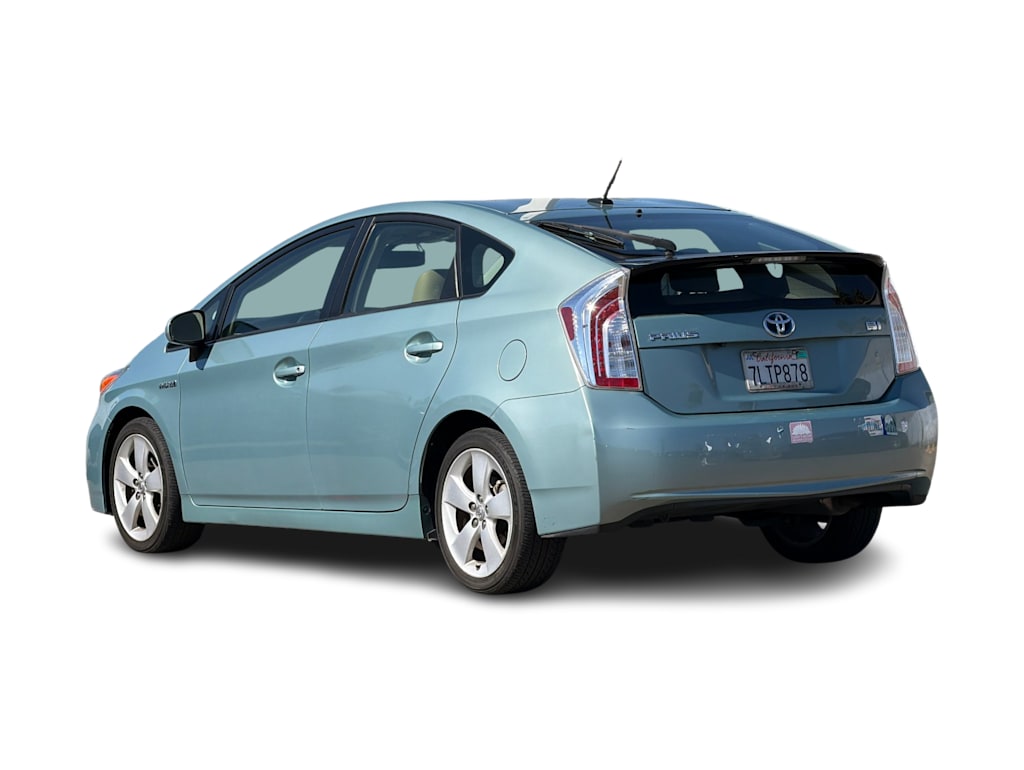 Thumbnail: 2015 Toyota Prius - 4
