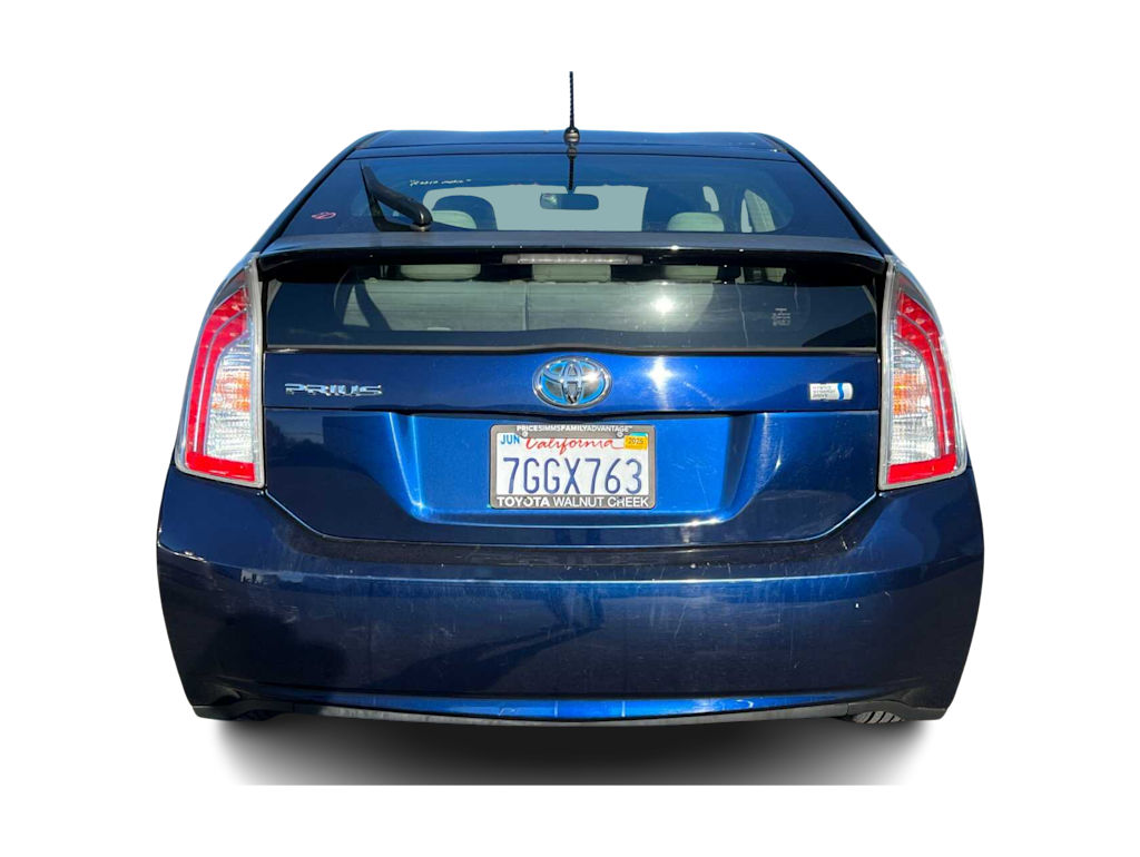 2014 Toyota Prius Two 3