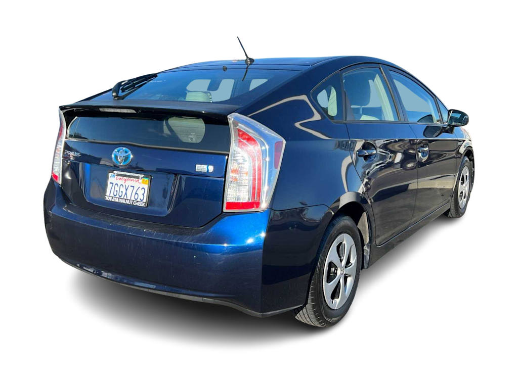 2014 Toyota Prius Two 7