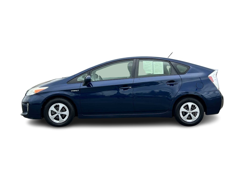 2014 Toyota Prius Two 3