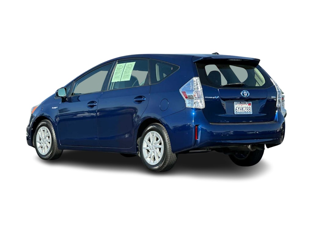 Thumbnail: 2013 Toyota Prius v - 4