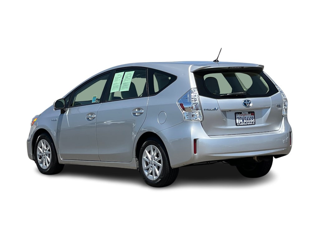 Thumbnail: 2013 Toyota Prius v - 4