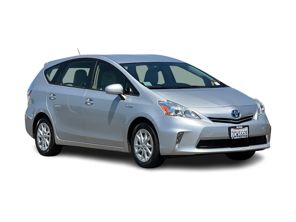 Thumbnail: 2013 Toyota Prius v - 18