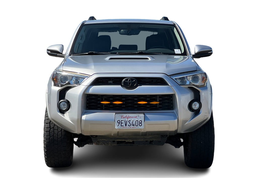 Thumbnail: 2017 Toyota 4Runner - 6