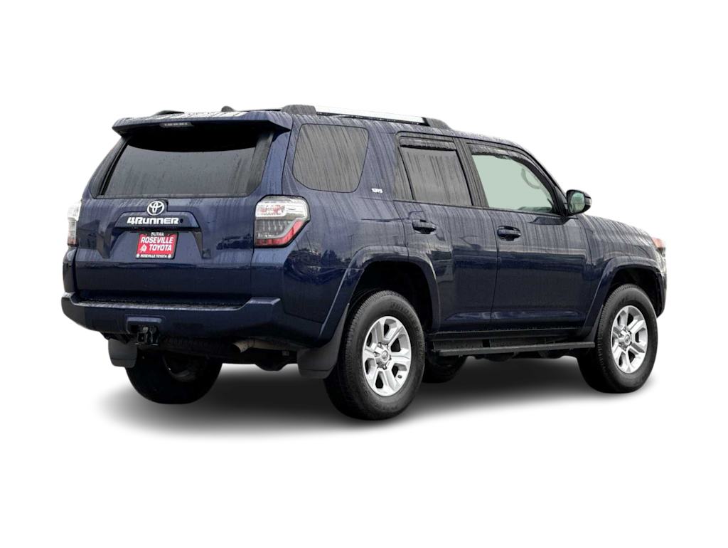 2020 Toyota 4Runner SR5 17