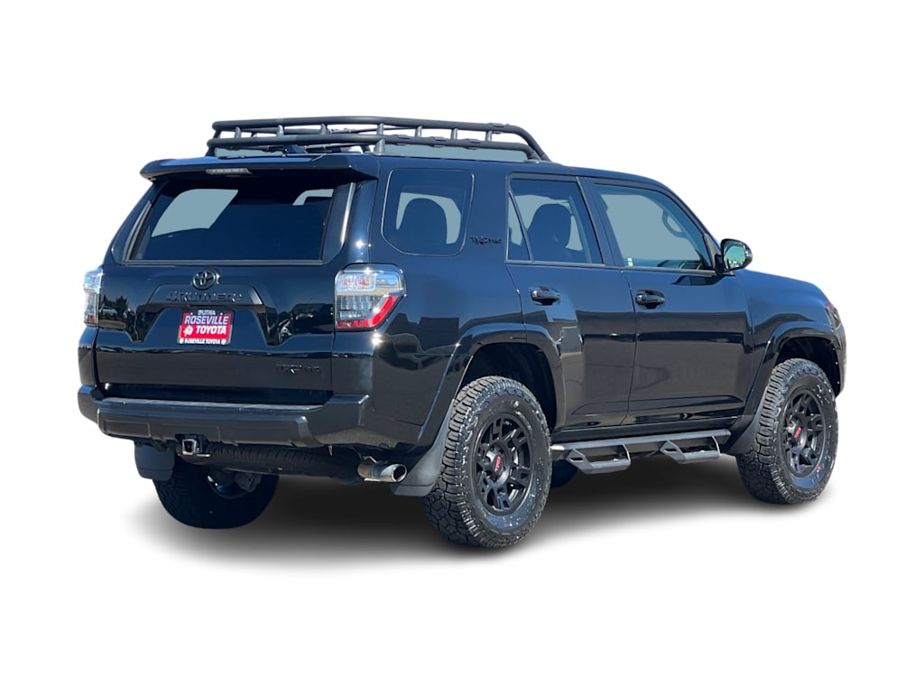 Thumbnail: 2024 Toyota 4Runner - 18