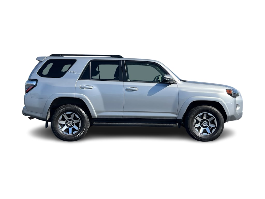 Thumbnail: 2023 Toyota 4Runner - 19