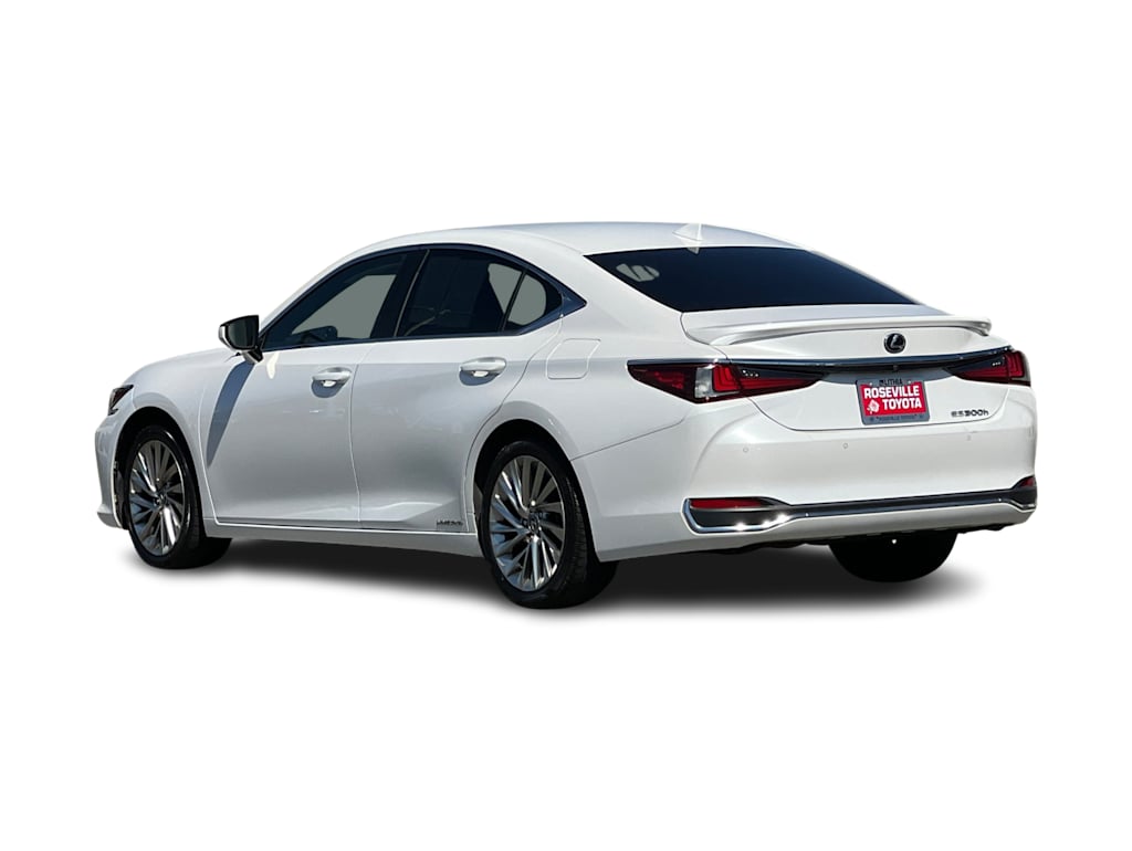 Thumbnail: 2019 Lexus ES - 4