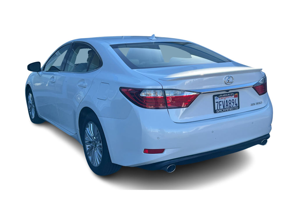 Thumbnail: 2014 Lexus ES - 2