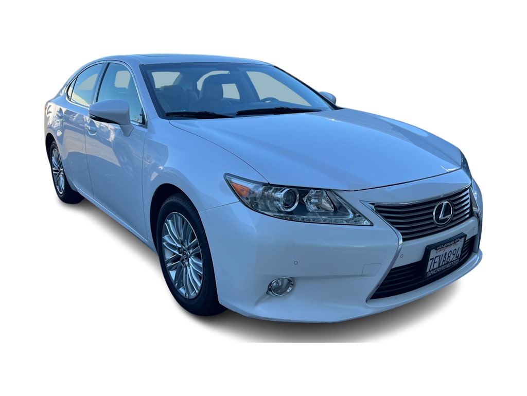 Thumbnail: 2014 Lexus ES - 8