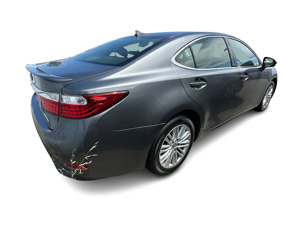 Thumbnail: 2014 Lexus ES - 8