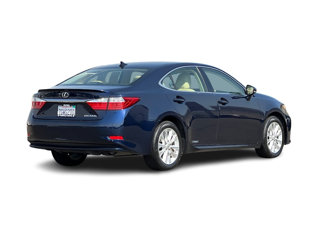 Thumbnail: 2014 Lexus ES - 16