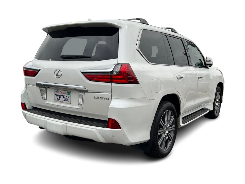 2017 Lexus LX 570 9