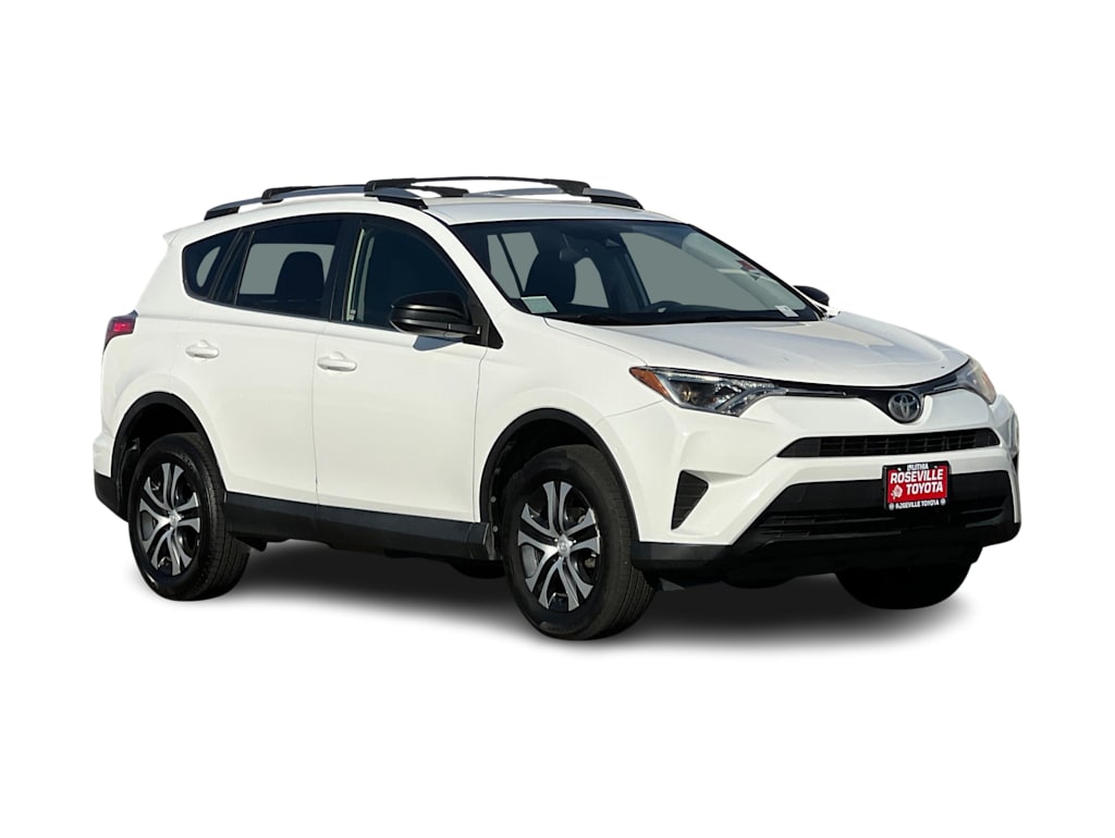 Thumbnail: 2017 Toyota RAV4 - 19