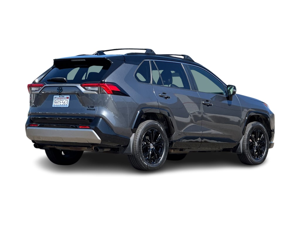 Thumbnail: 2023 Toyota RAV4 - 17