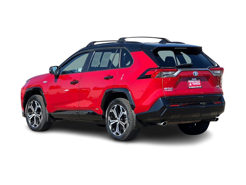 Thumbnail: 2021 Toyota RAV4 - 4