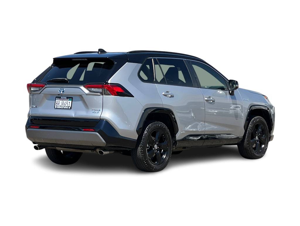 Thumbnail: 2020 Toyota RAV4 - 17