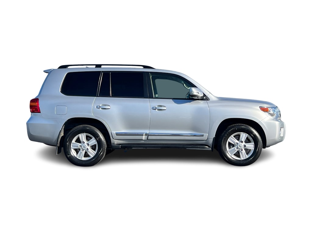 2014 Toyota Land Cruiser  19