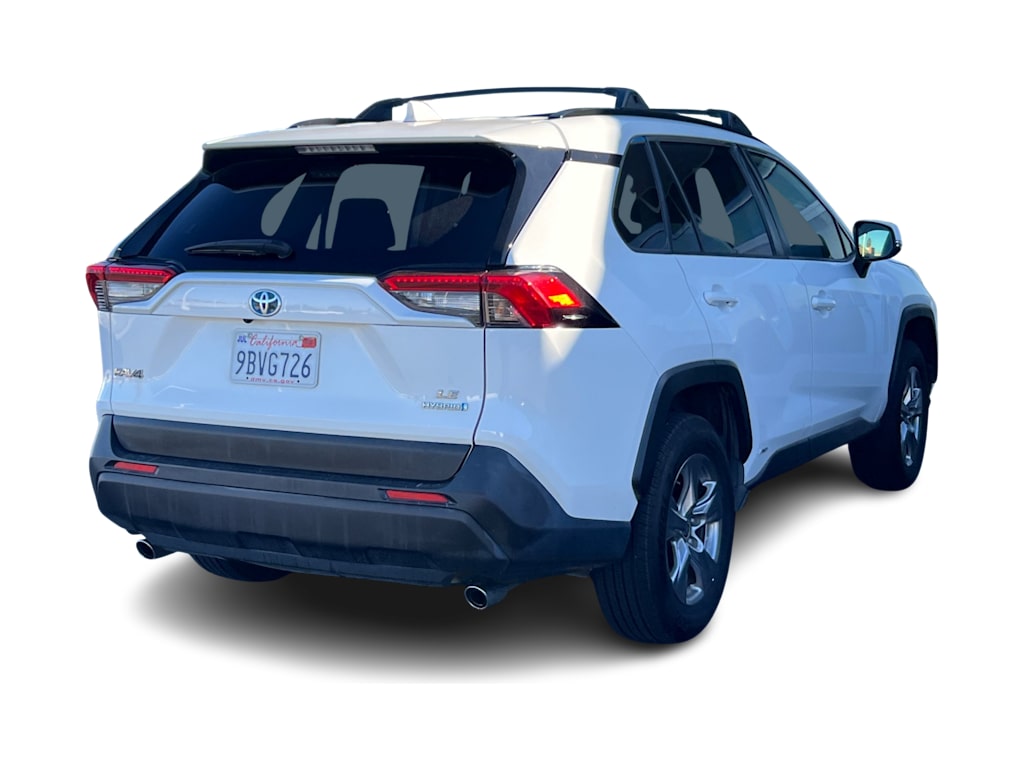Thumbnail: 2022 Toyota RAV4 - 9