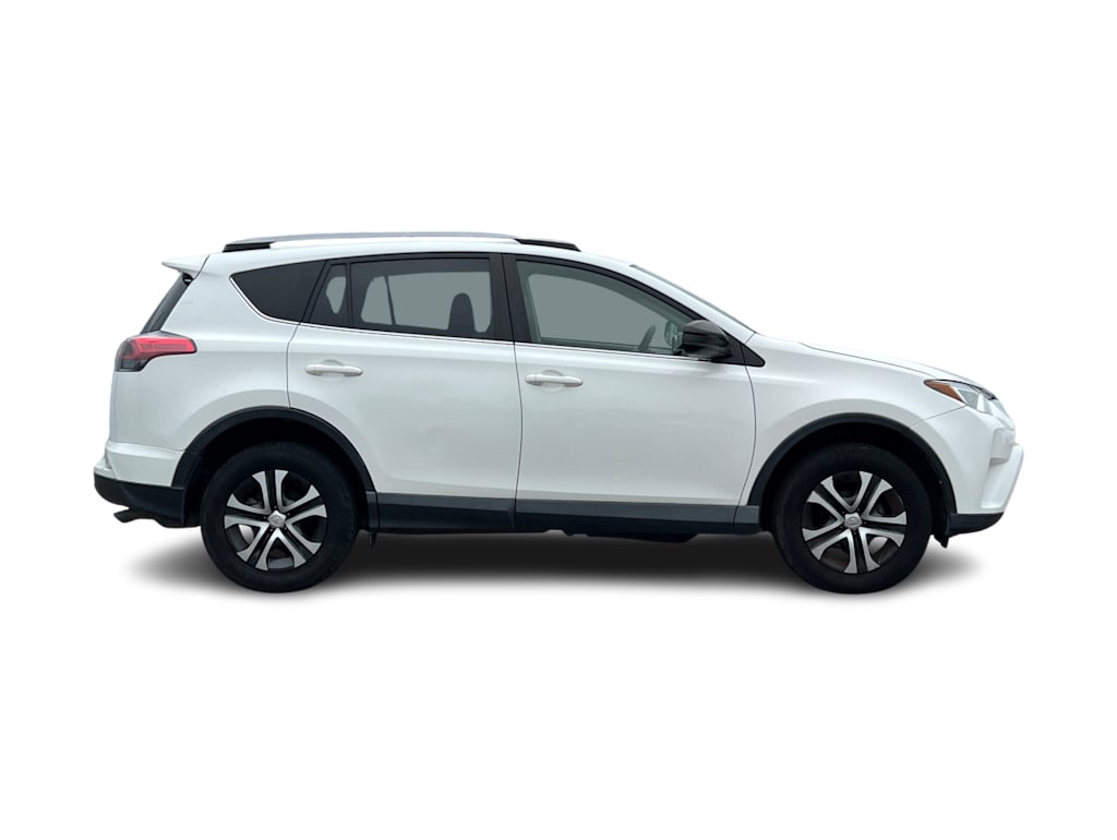 Thumbnail: 2017 Toyota RAV4 - 11