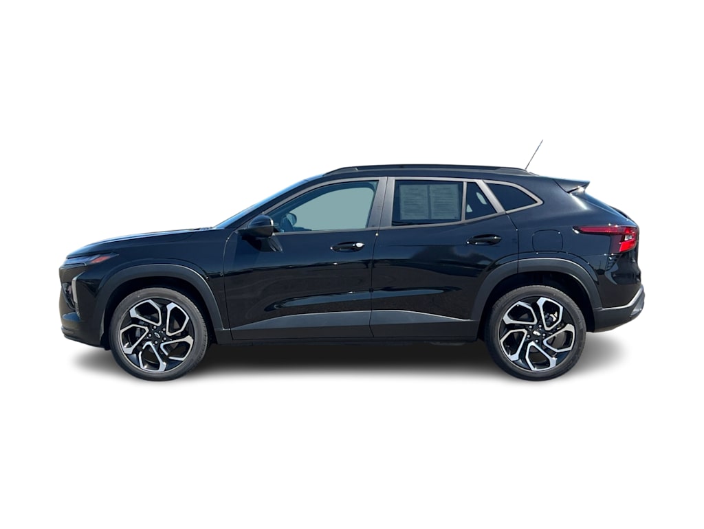 Thumbnail: 2024 Chevrolet Trax - 3