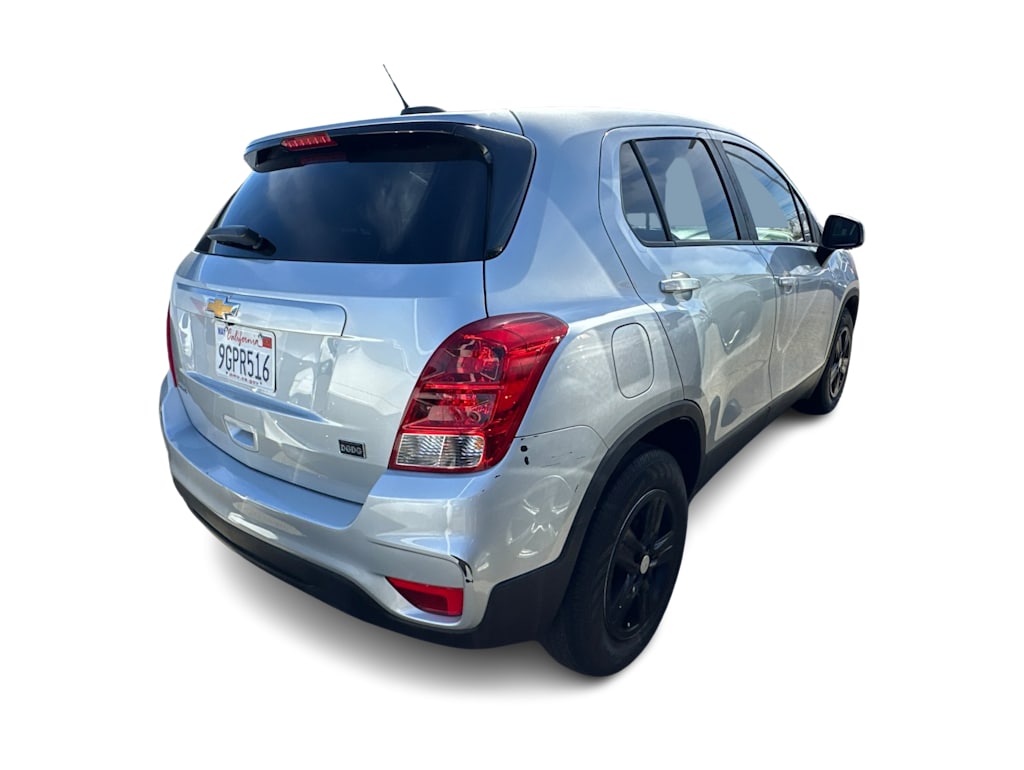 Thumbnail: 2022 Chevrolet Trax - 9