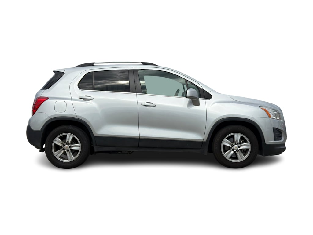 Thumbnail: 2016 Chevrolet Trax - 12