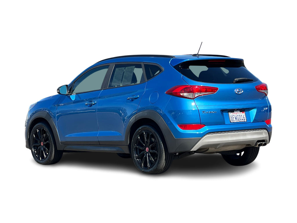 Thumbnail: 2017 Hyundai Tucson - 4