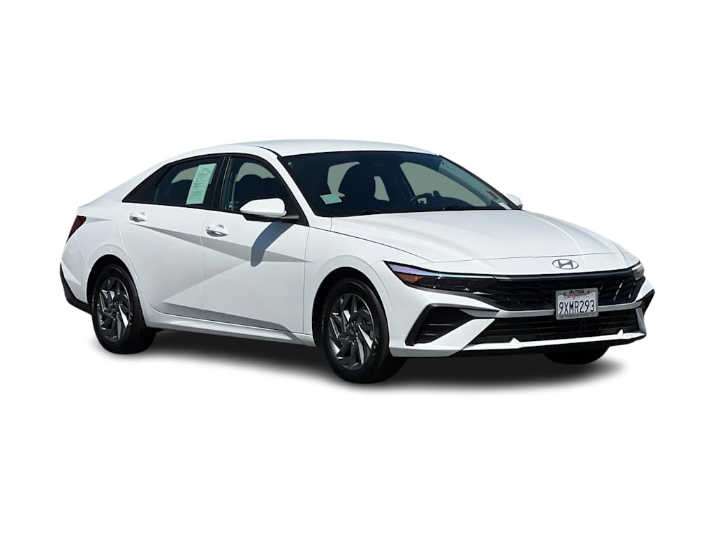 Thumbnail: 2026 Hyundai Elantra - 18