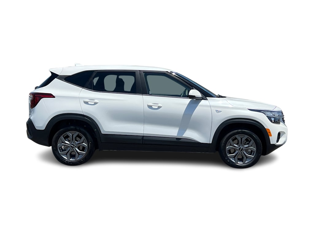 Thumbnail: 2024 Kia Seltos - 21