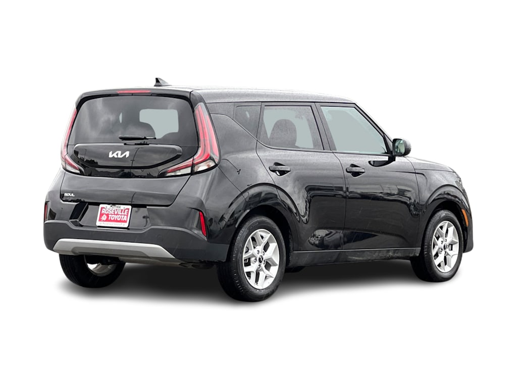 Thumbnail: 2025 Kia Soul - 17