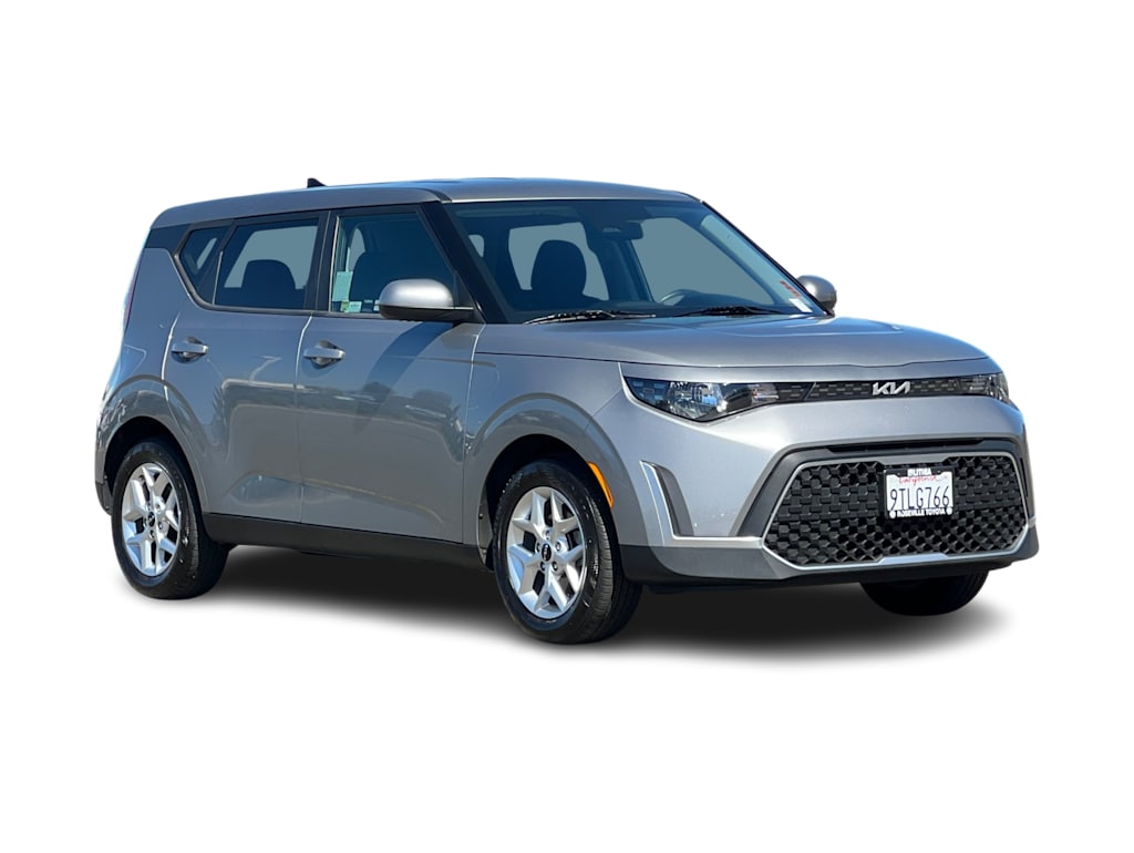 Thumbnail: 2023 Kia Soul - 18