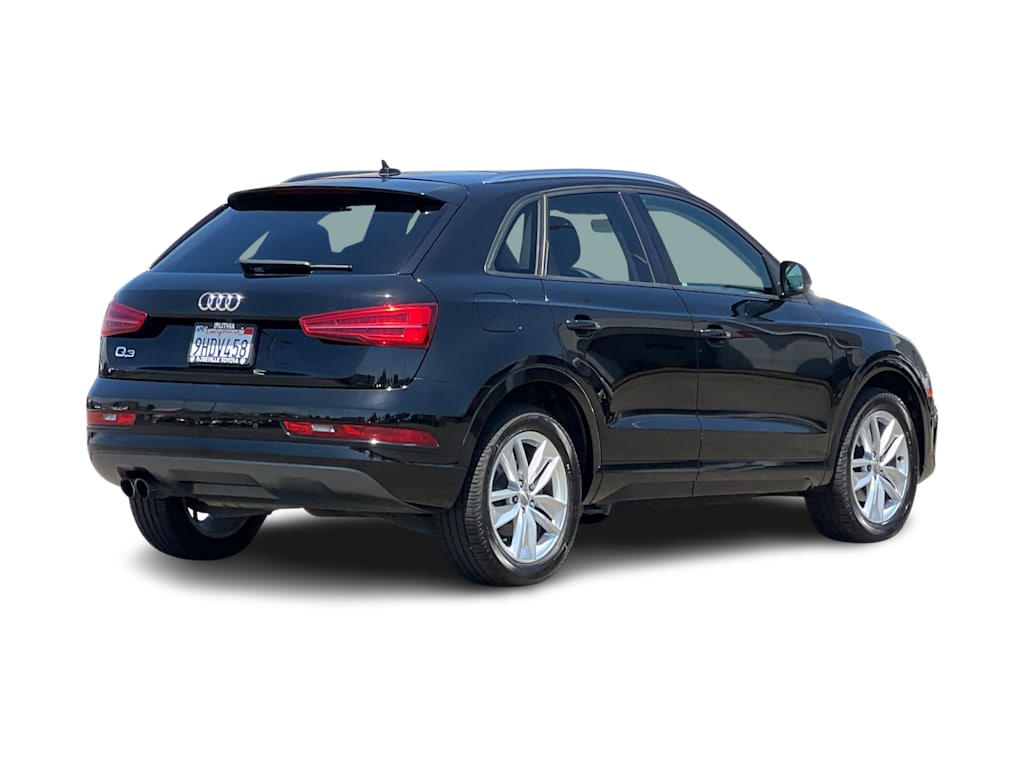 Thumbnail: 2017 Audi Q3 - 17