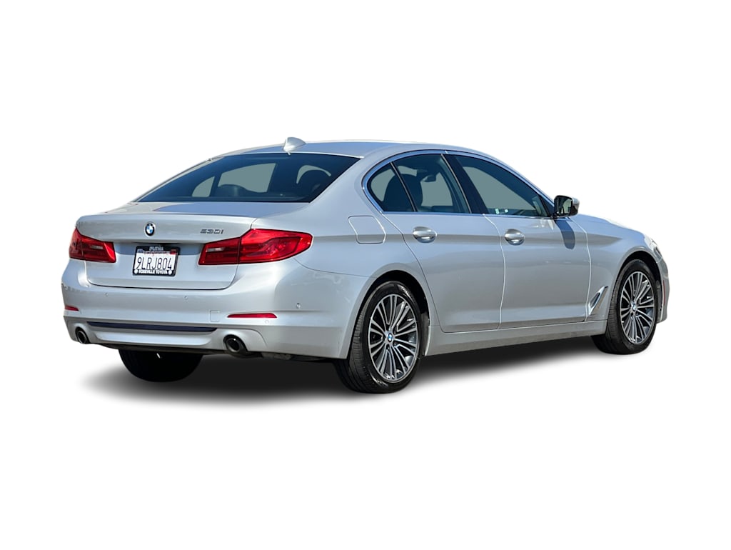 Thumbnail: 2020 BMW 5 Series - 16