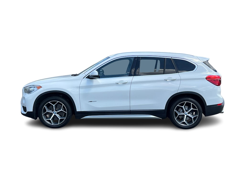 Thumbnail: 2018 BMW X1 - 3