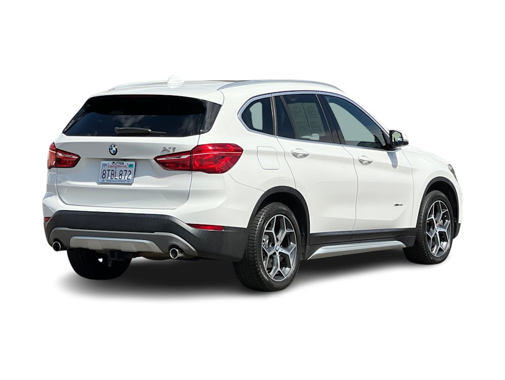 Thumbnail: 2018 BMW X1 - 17