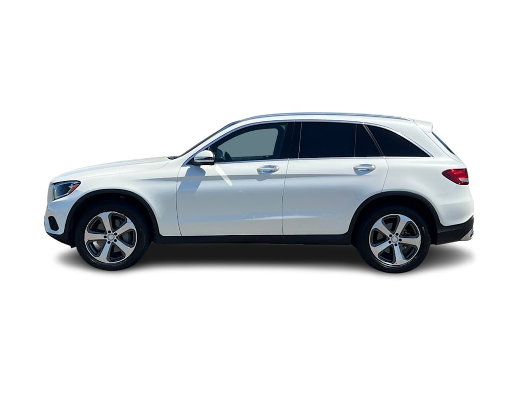 Thumbnail: 2016 Mercedes-Benz GLC - 3