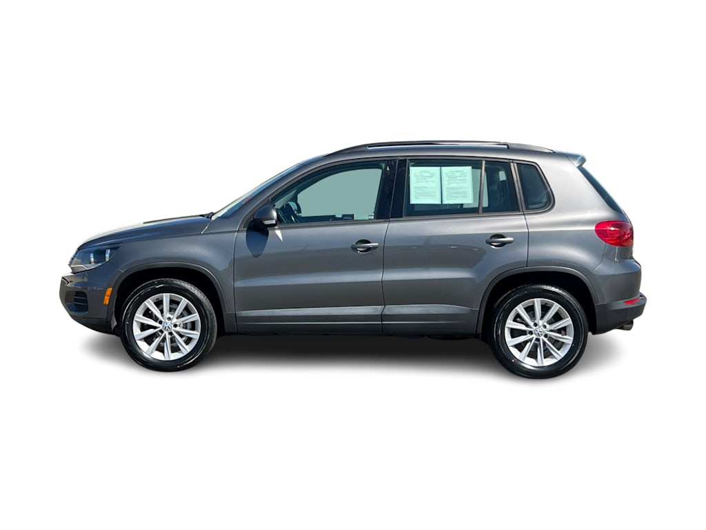 Thumbnail: 2017 Volkswagen Tiguan - 3