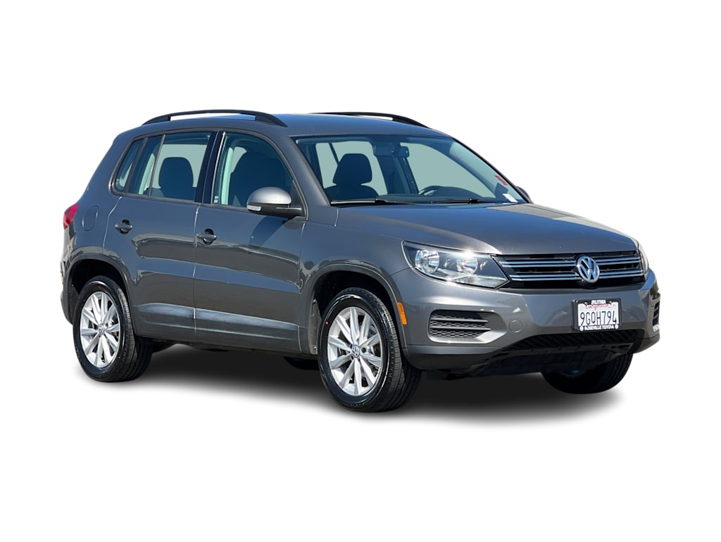 Thumbnail: 2017 Volkswagen Tiguan - 19