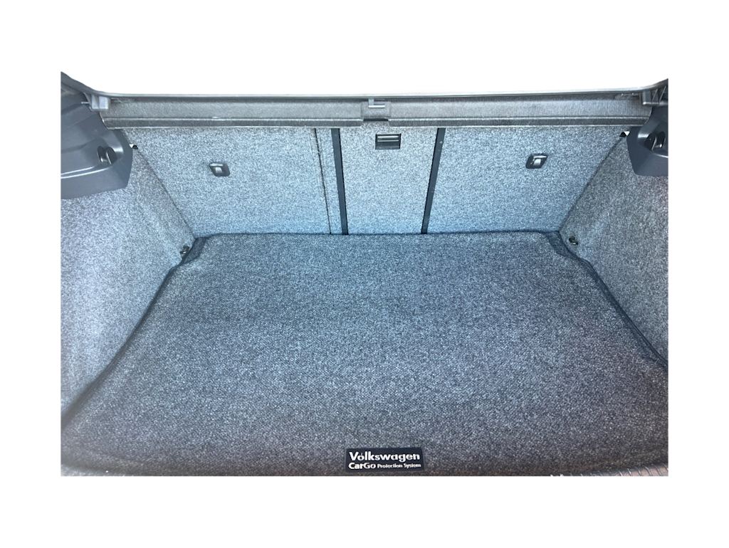 Thumbnail: 2012 Volkswagen Golf - 15