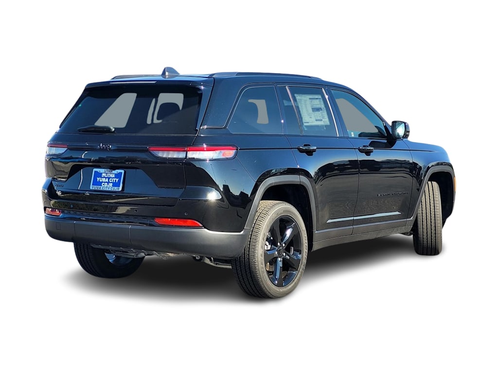 Thumbnail: 2025 Jeep Grand Cherokee - 13