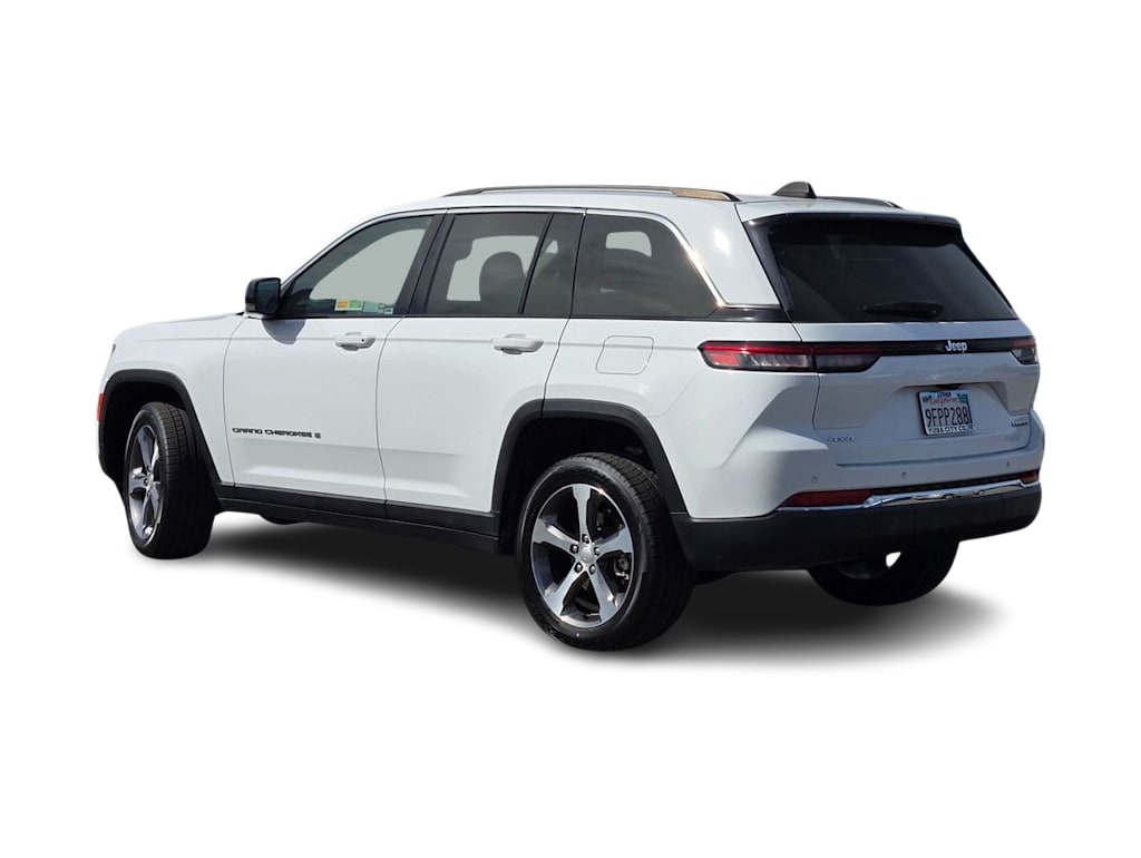 Thumbnail: 2023 Jeep Grand Cherokee - 4