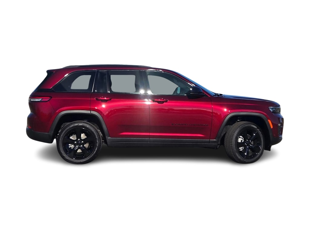 Thumbnail: 2025 Jeep Grand Cherokee - 13