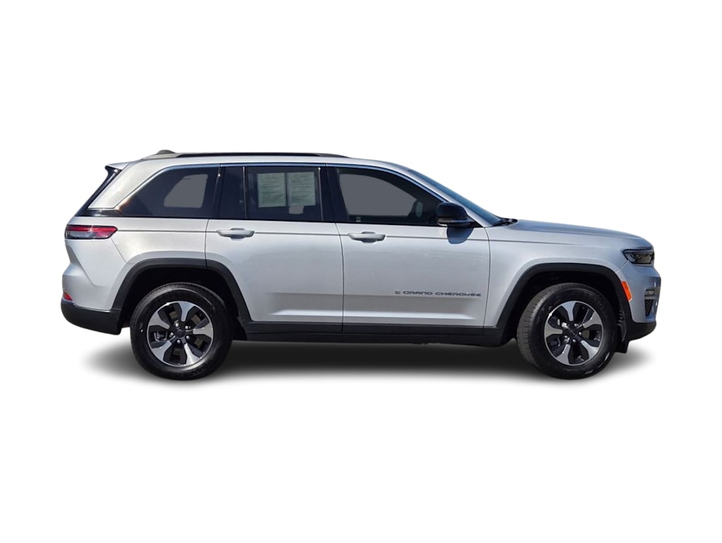 Thumbnail: 2024 Jeep Grand Cherokee - 16