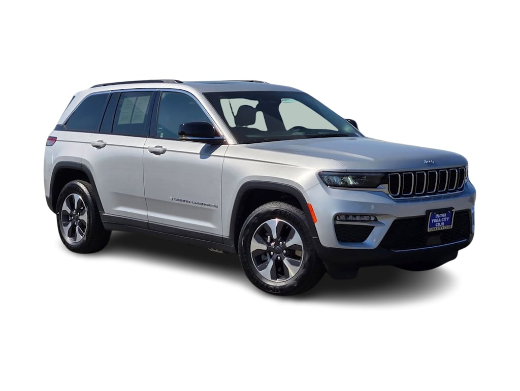 Thumbnail: 2024 Jeep Grand Cherokee - 17