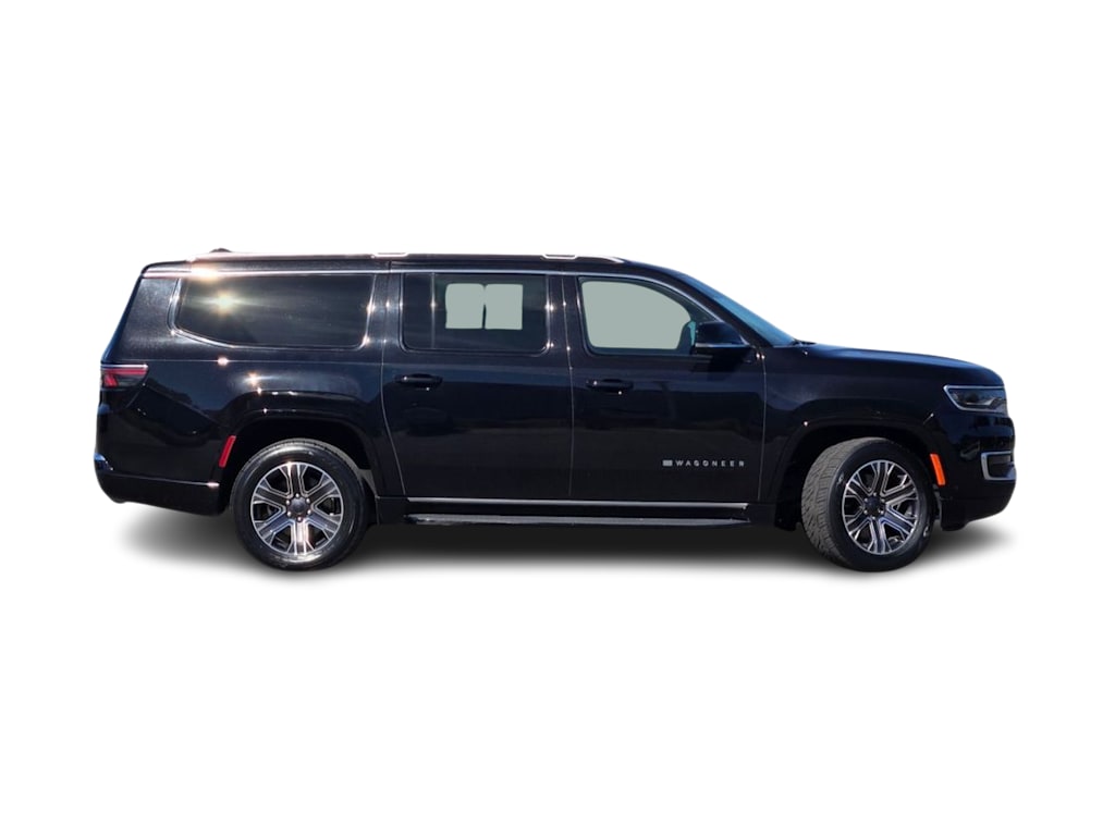 Thumbnail: 2024 Jeep Wagoneer - 14