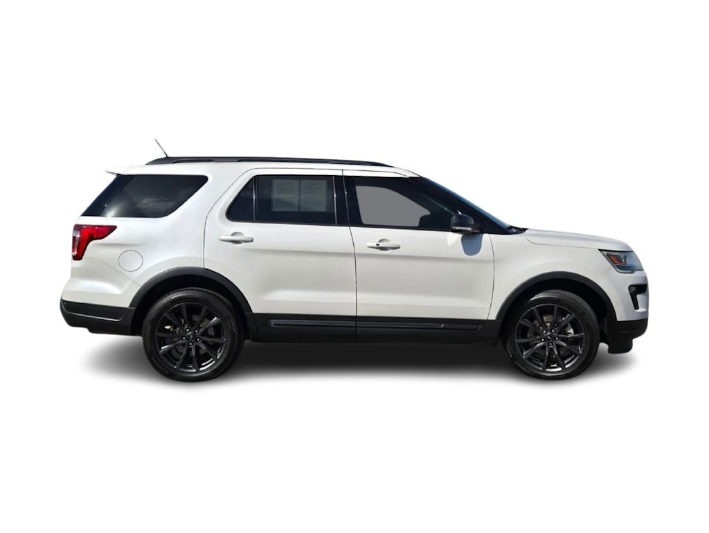 Thumbnail: 2018 Ford Explorer - 8