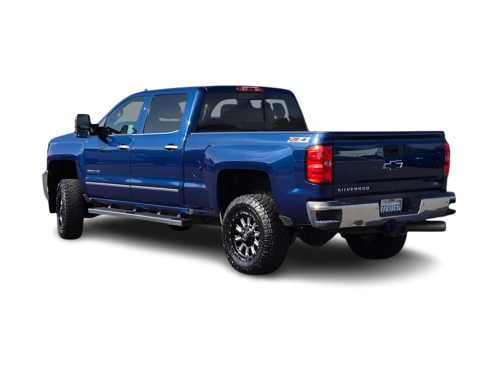 Thumbnail: 2016 Chevrolet Silverado 2500 - 4